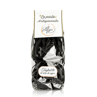 Tagliatelle al nero di seppia
